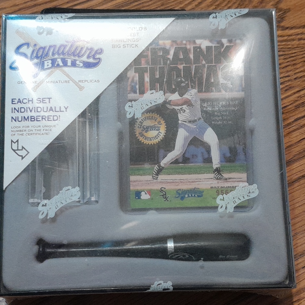 FRANK Thomas mini bat